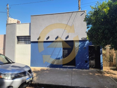 CASA -  CAMPOS ELISEOS