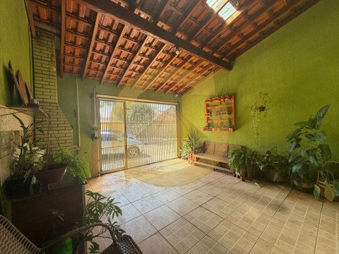 CASA - PLANALTO VERDE