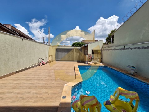 CASA - JARDIM ÂNGELO JURCA