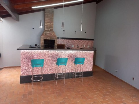 SOBRADO CONDOMÍNIO - VILA REAL