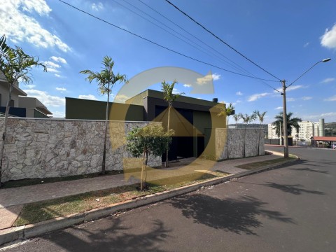 CASA CONDOMÍNIO - RESERVA IMPERIAL