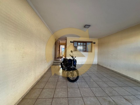 CASA- PLANALTO VERDE