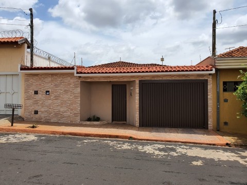 CASA - PLANALTO VERDE
