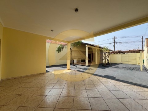 CASA - PLANALTO VERDE