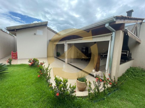 CASA  - JARDIM MARIO PAIVA ARANTES