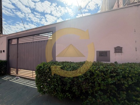 CASA - JARDIM OURO BRANCO