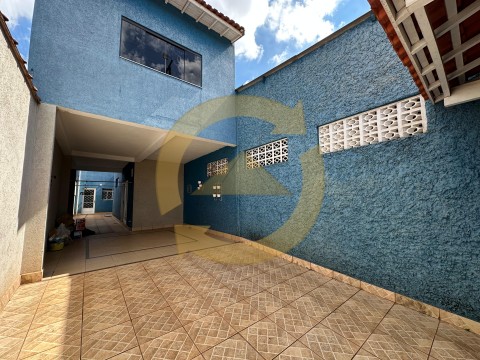 CASA E SALÃO COMERCIAL  - PLANALTO VERDE