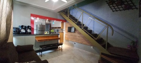 SOBRADO - VILA ALBERTINA