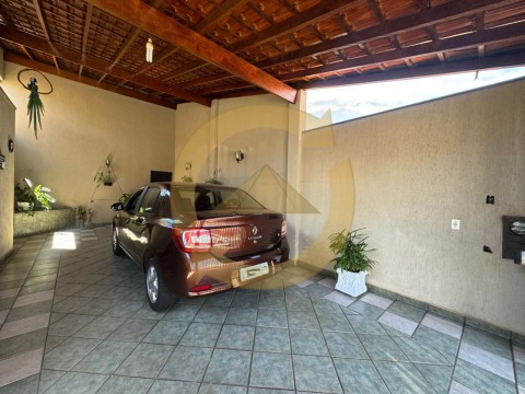 CASA - PLANALTO VERDE