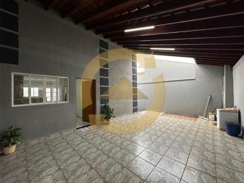 CASA - PARQUE DAS OLIVEIRAS
