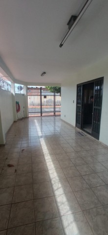 CASA - CAMPOS ELISEOS
