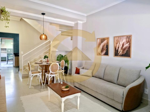 CASA  IMOBILIADA - PLANALTO VERDE