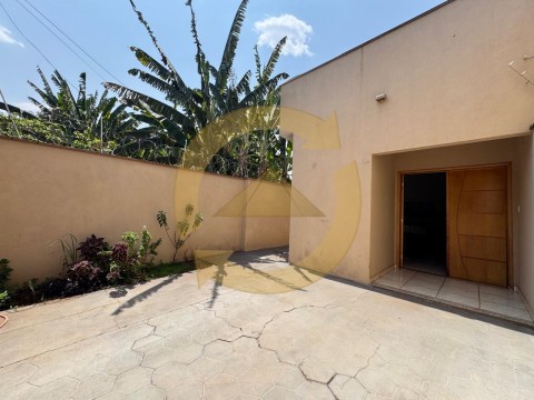 CASA - PLANALTO VERDE