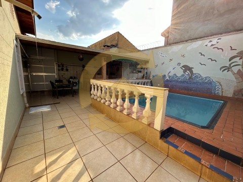 SOBRADO - LACERDA CHAVES