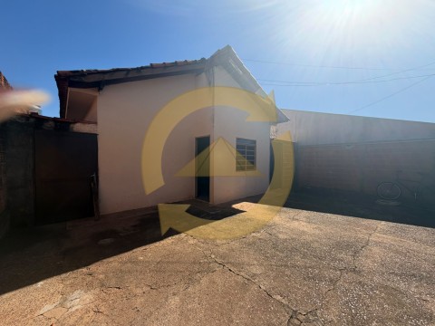 CASA- JARDIM MARIO PAIVA ARANTES