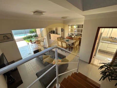SOBRADO - RESIDENCIAL FLORIDA