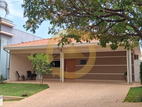 CASA CONDOMÍNIO - BELLA CITTA