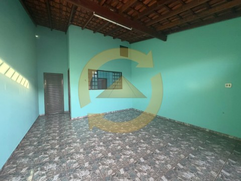 CASA - PLANALTO VERDE