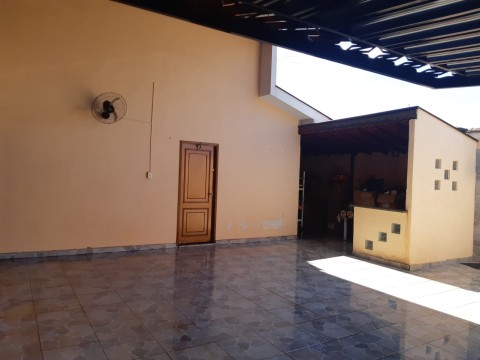 ALUGA - SE CASA JOSÉ SAMPAIO