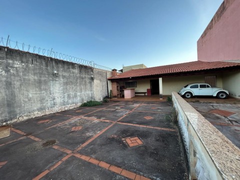 CASA - PORTAL DO ALTO