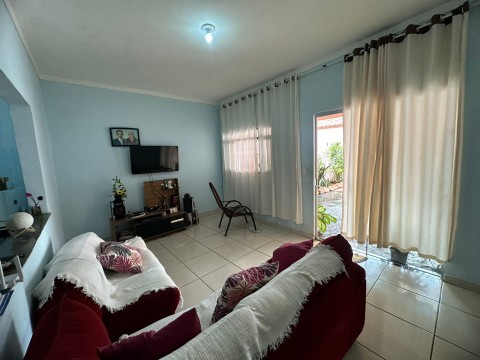 CASA - PLANALTO VERDE